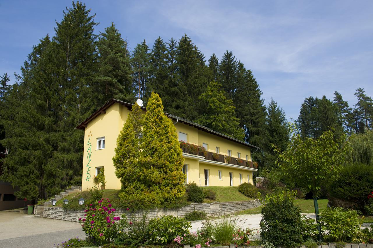 Pension Appartement Lanzer Moosburg Exteriör bild