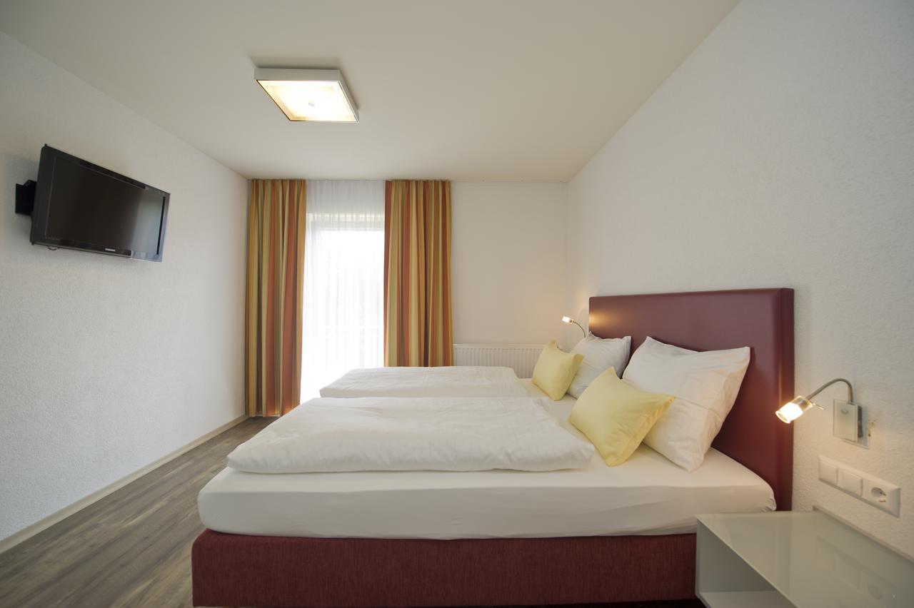 Pension Appartement Lanzer Moosburg Exteriör bild