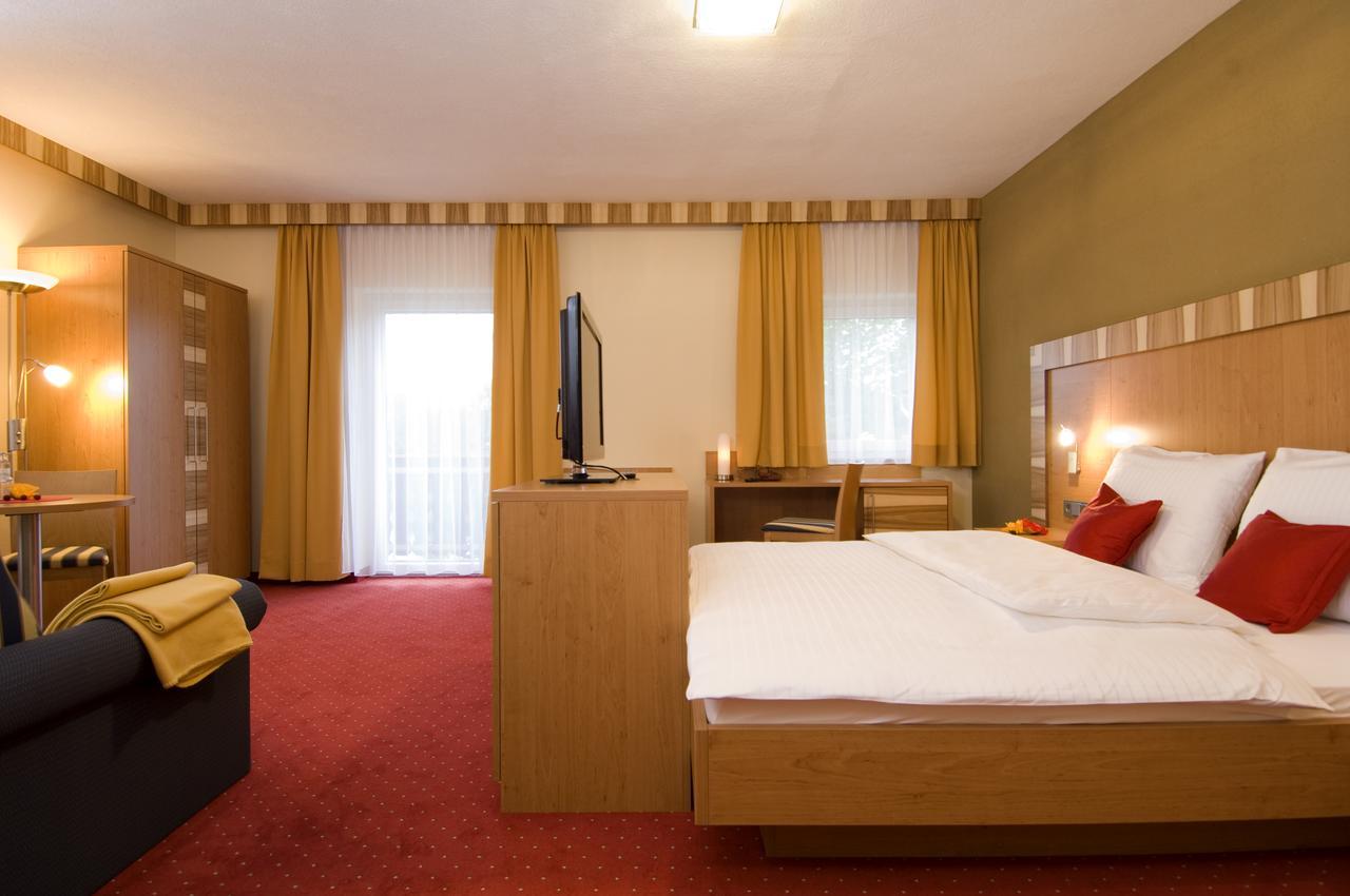Pension Appartement Lanzer Moosburg Exteriör bild